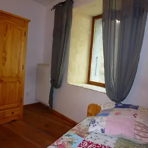 gite-les-hirondelles.fr-provencehotel.com/